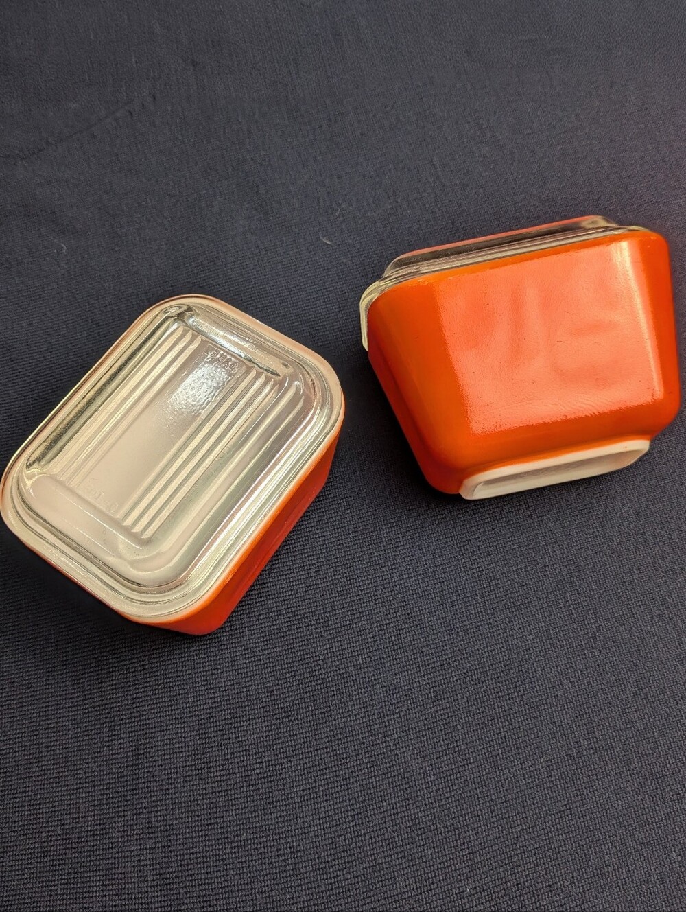 Vintage Pyrex 501 B w Lids Orange/Red Storage Dish Refrigerator Glass (SET of 2)